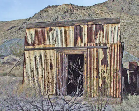 Leadfield, California